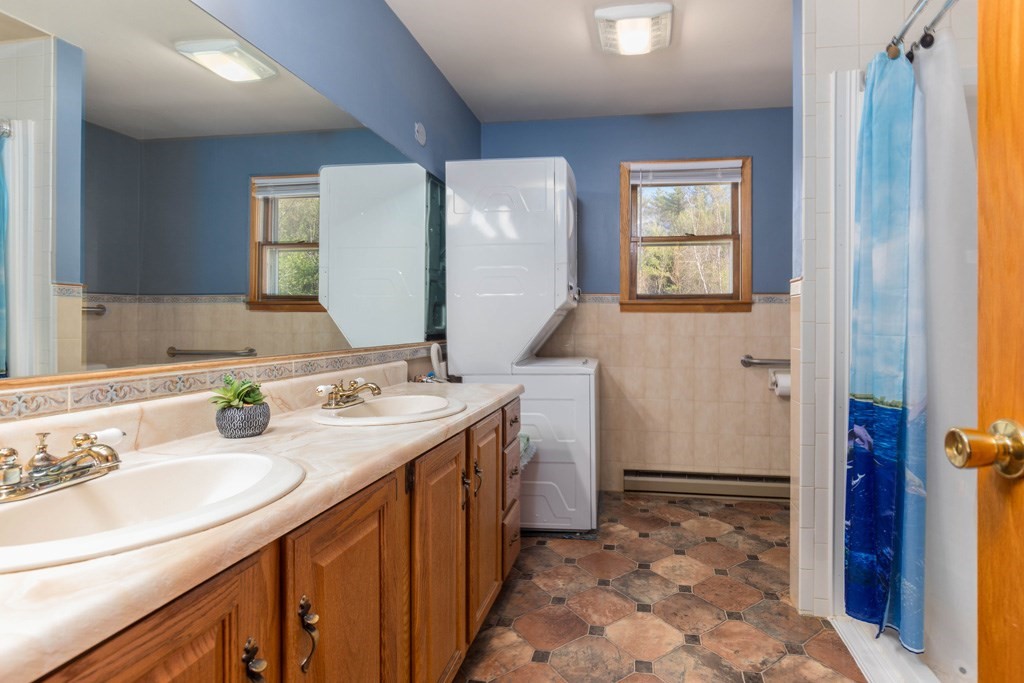 153 Glenallen Street Property Photo 6