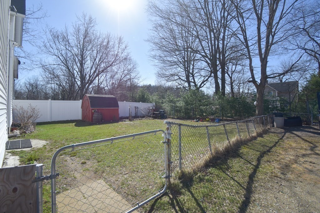 45-47 Beaudry St Property Photo 3