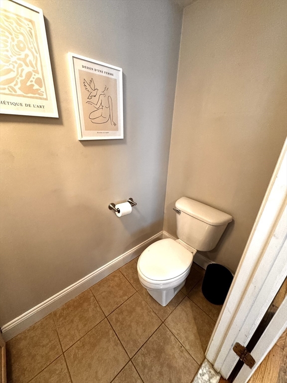 122 West 7th St Property Photo 9