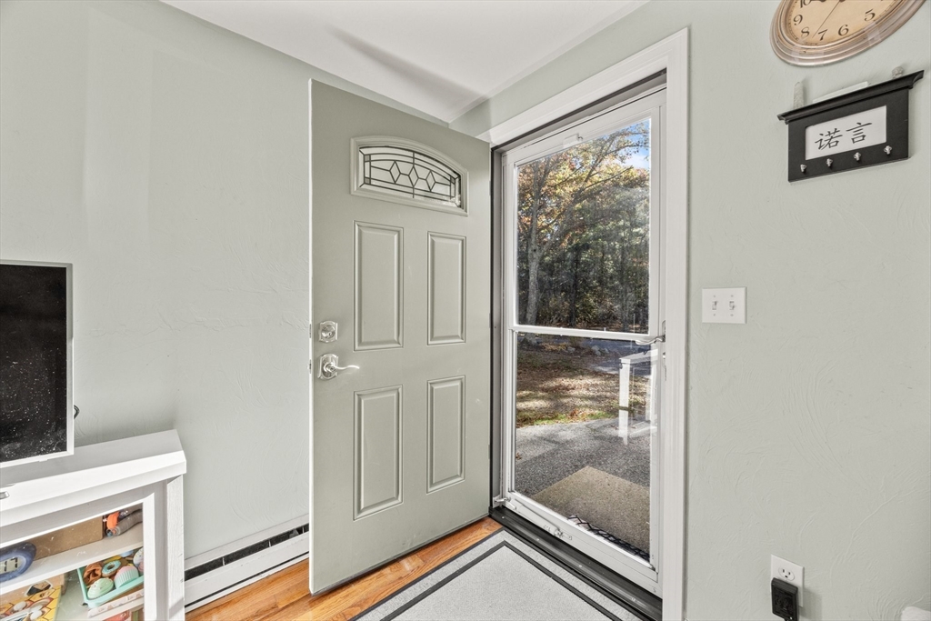 300 Falmouth Rd # 21e Property Photo 2