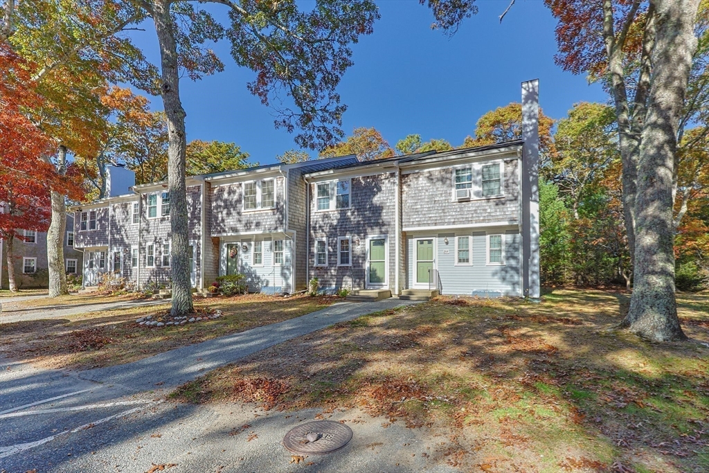 300 Falmouth Rd # 21e Property Photo 6