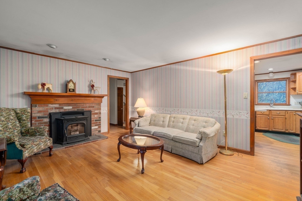 20 Brentwood Dr Property Photo