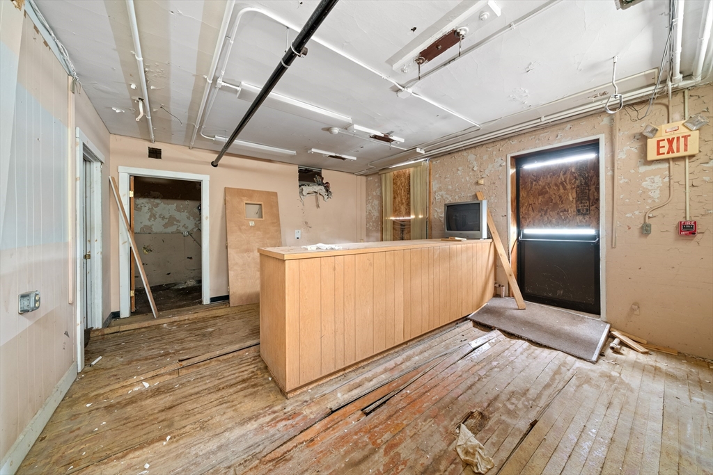 314 Sanders St Property Photo 21