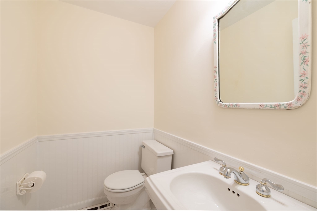 139 Strawberry Mdws # 139 Property Photo 23