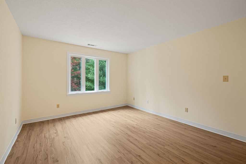139 Strawberry Mdws # 139 Property Photo 34