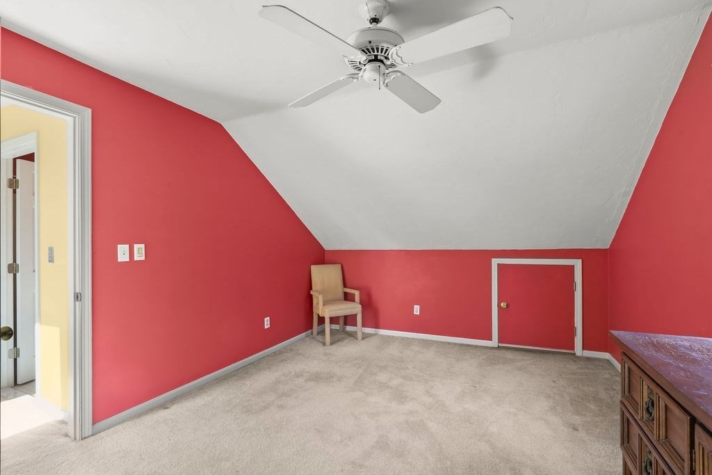 88 Pheasant Lane Property Photo 31