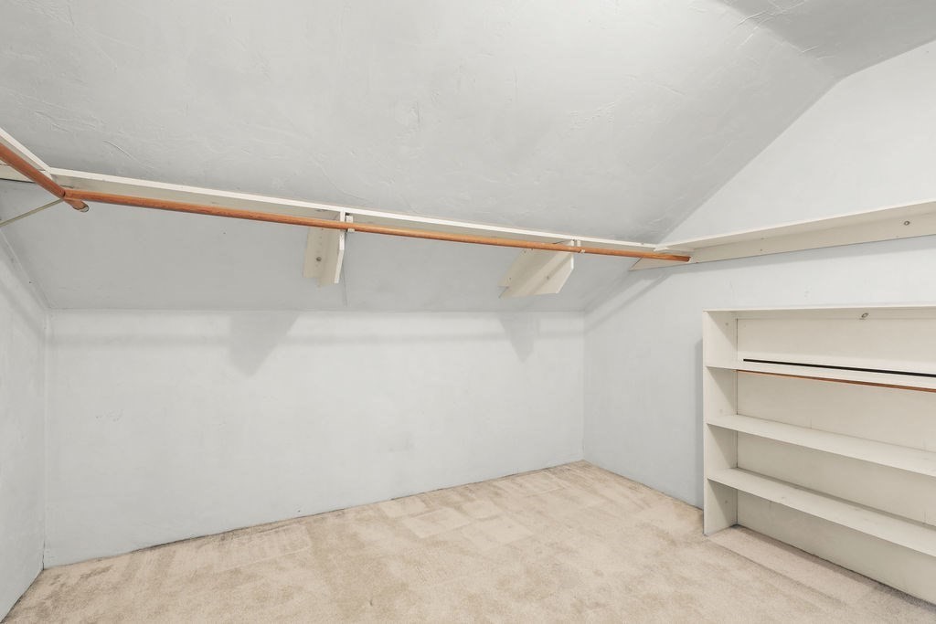 88 Pheasant Lane Property Photo 32