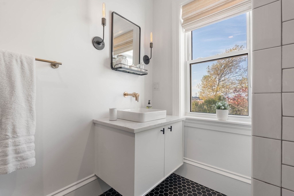 58 Baldwin St Property Photo 19