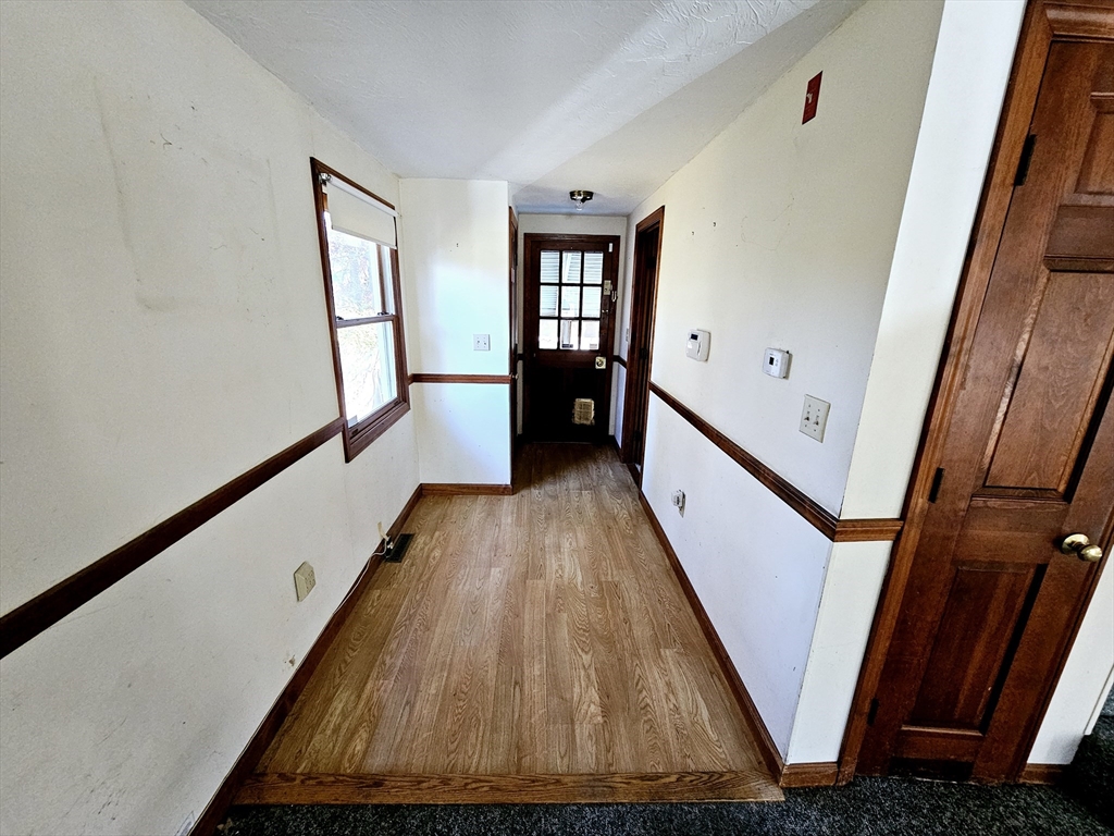 271 Plymouth Ave Property Photo 8