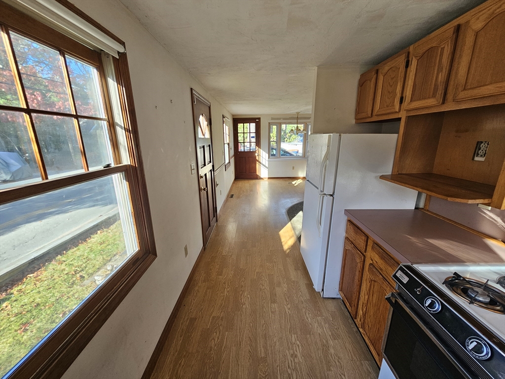 271 Plymouth Ave Property Photo 12