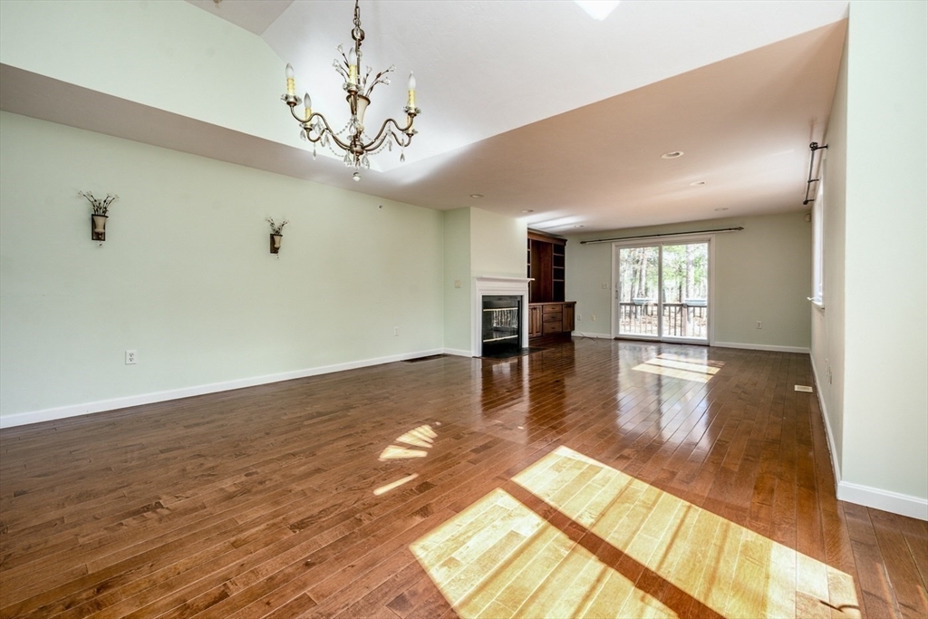 9 Longwood Rd # 239 Property Photo 5