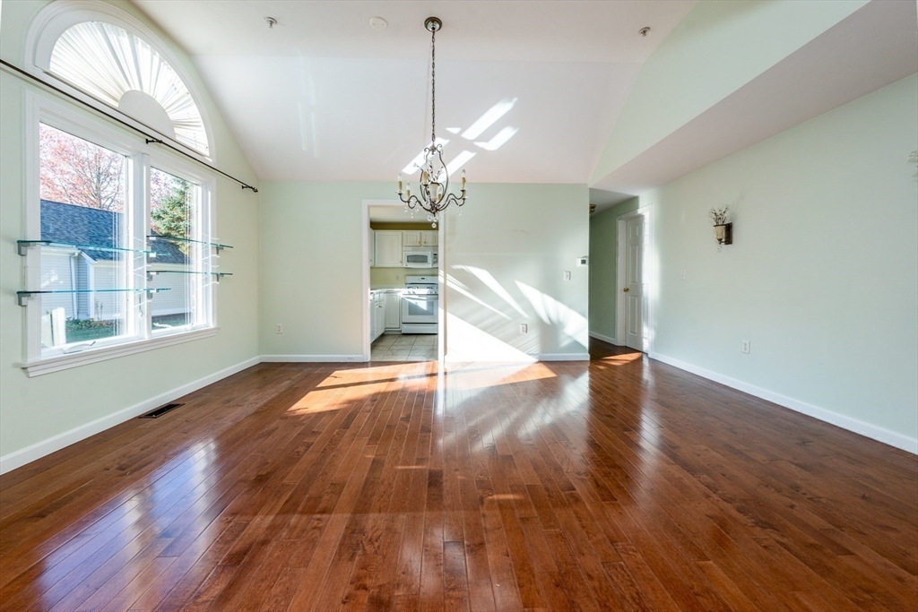 9 Longwood Rd # 239 Property Photo 8
