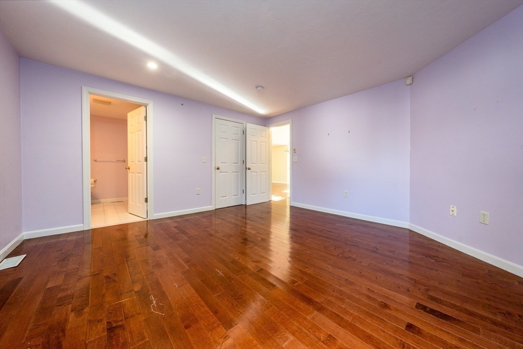 9 Longwood Rd # 239 Property Photo 13