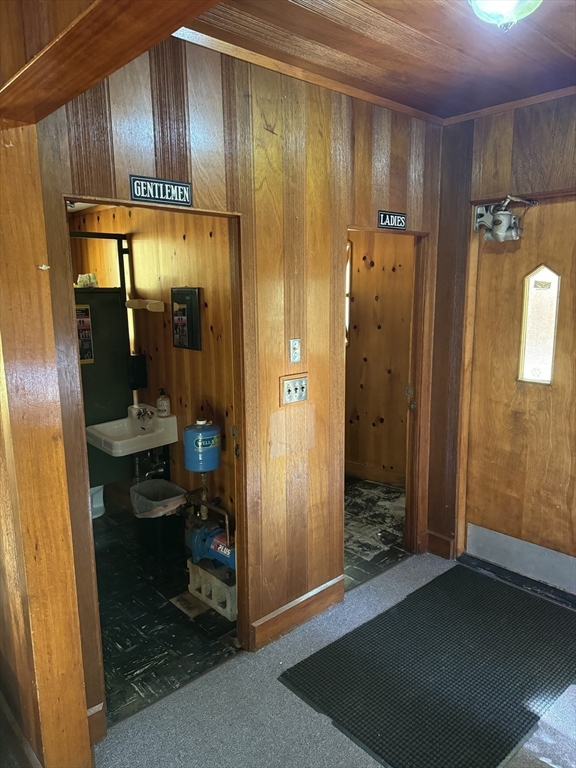 300 S Royalston Property Photo 12
