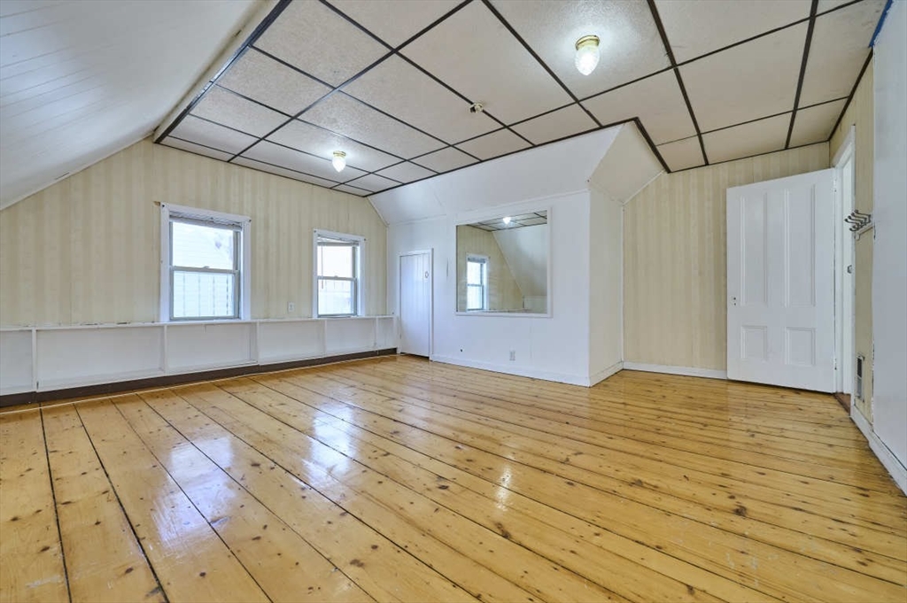 778 E 4th St # 2 Property Photo 10