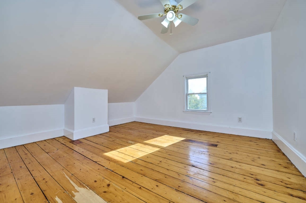 778 E 4th St # 2 Property Photo 12