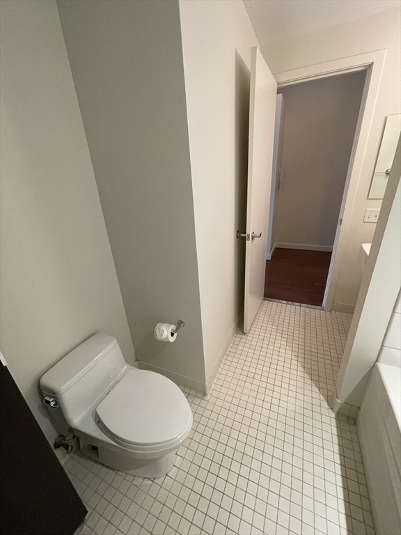 88 Kingston St # 6b Property Photo 4