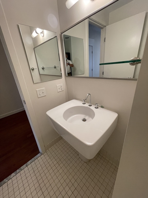 88 Kingston St # 6b Property Photo 5