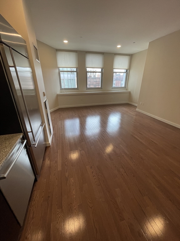 88 Kingston St # 6b Property Photo 14