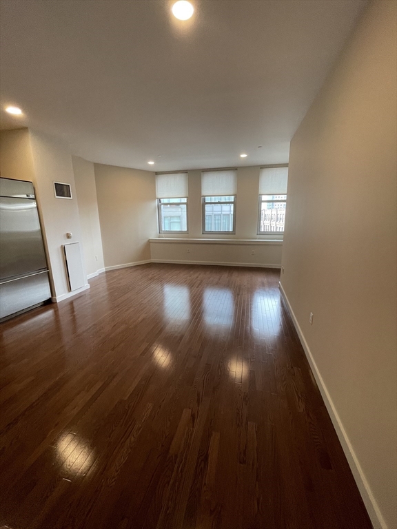 88 Kingston St # 6b Property Photo 15