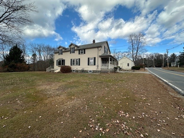 390 Howe St Property Photo 2