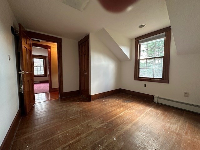 390 Howe St Property Photo 19