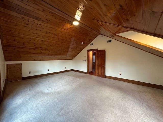 390 Howe St Property Photo 24