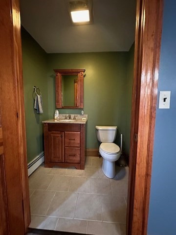 390 Howe St Property Photo 35