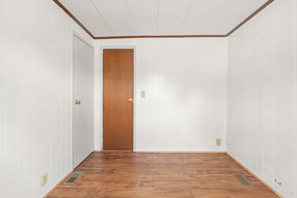 15 Northway Property Photo 15