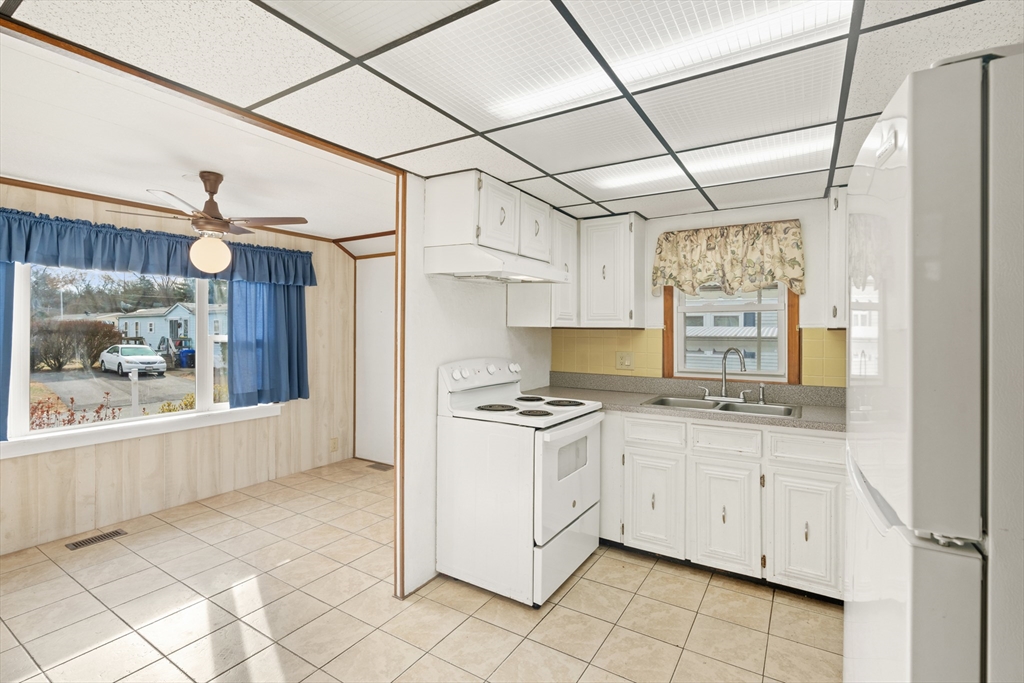 15 Northway Property Photo 21