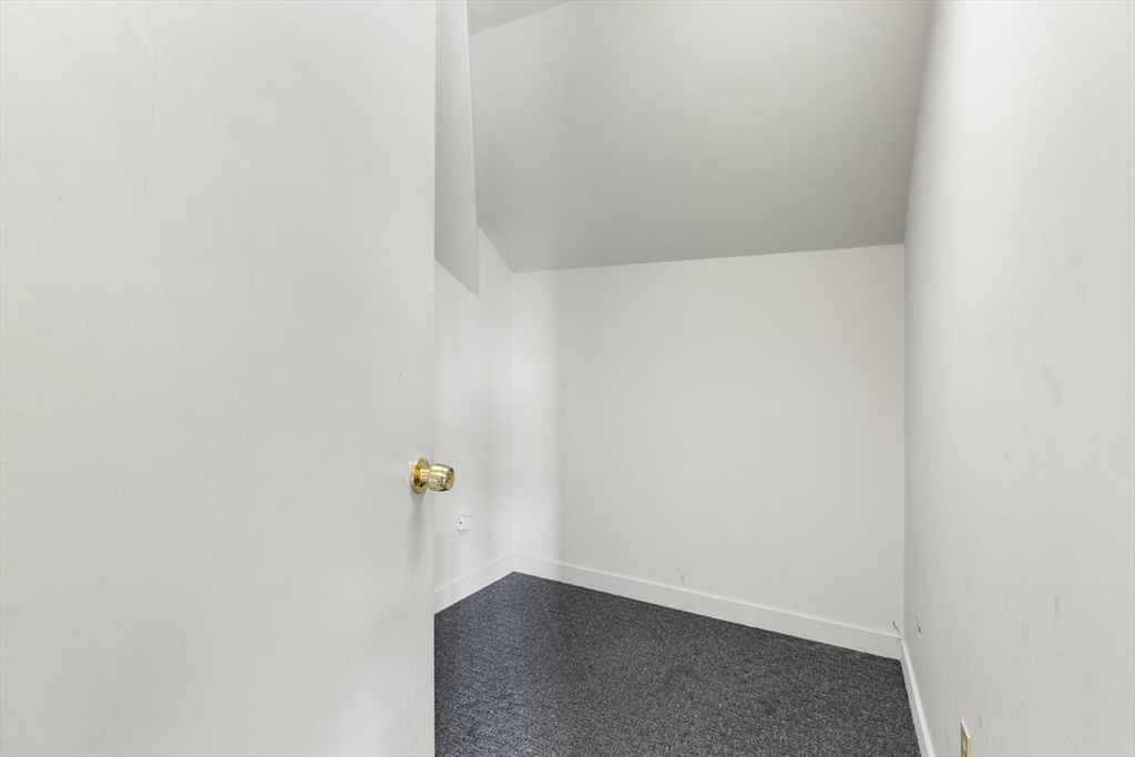 92 High St # C Property Photo 26