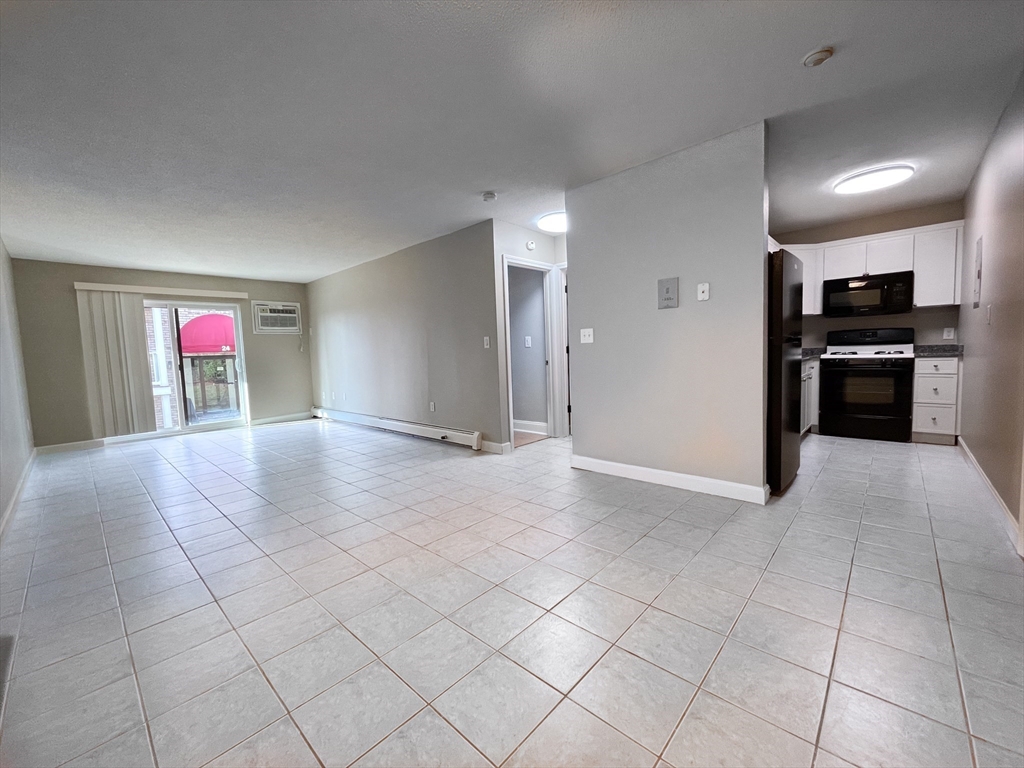 28 Kenmar Dr # 267 Property Photo 4