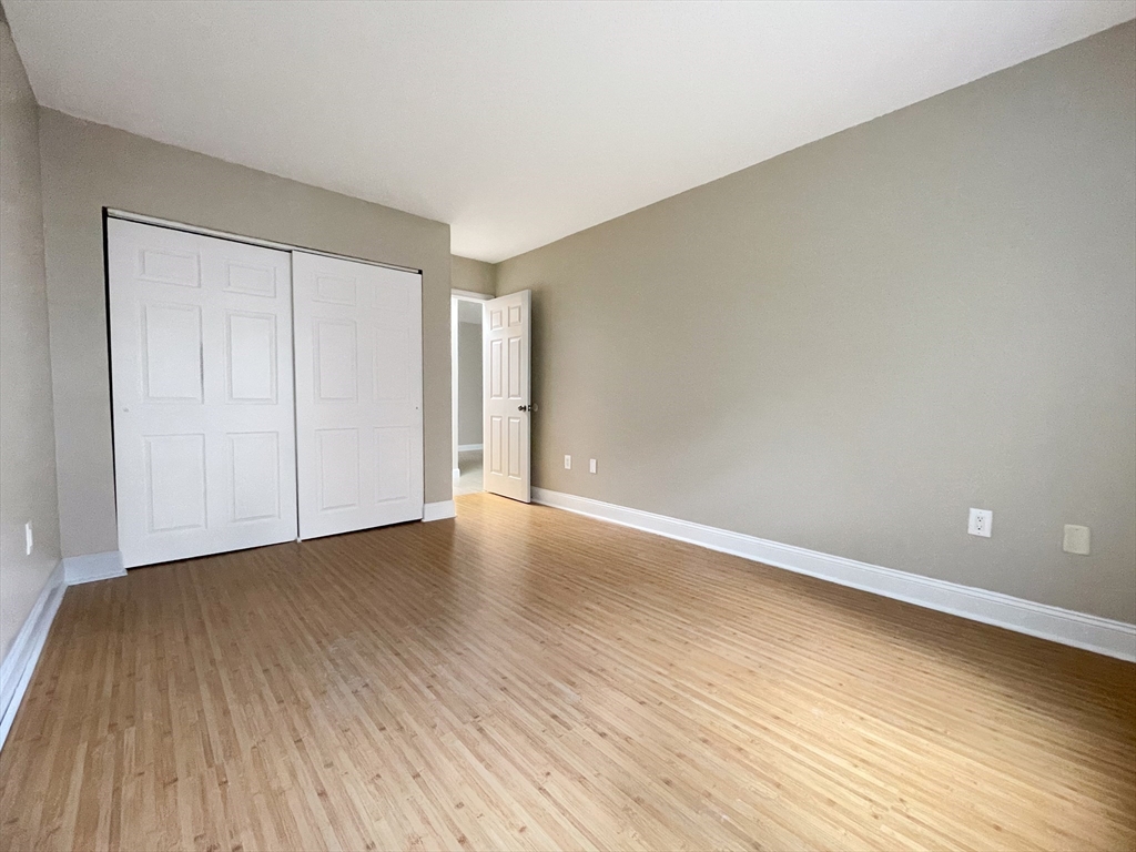 28 Kenmar Dr # 267 Property Photo 10