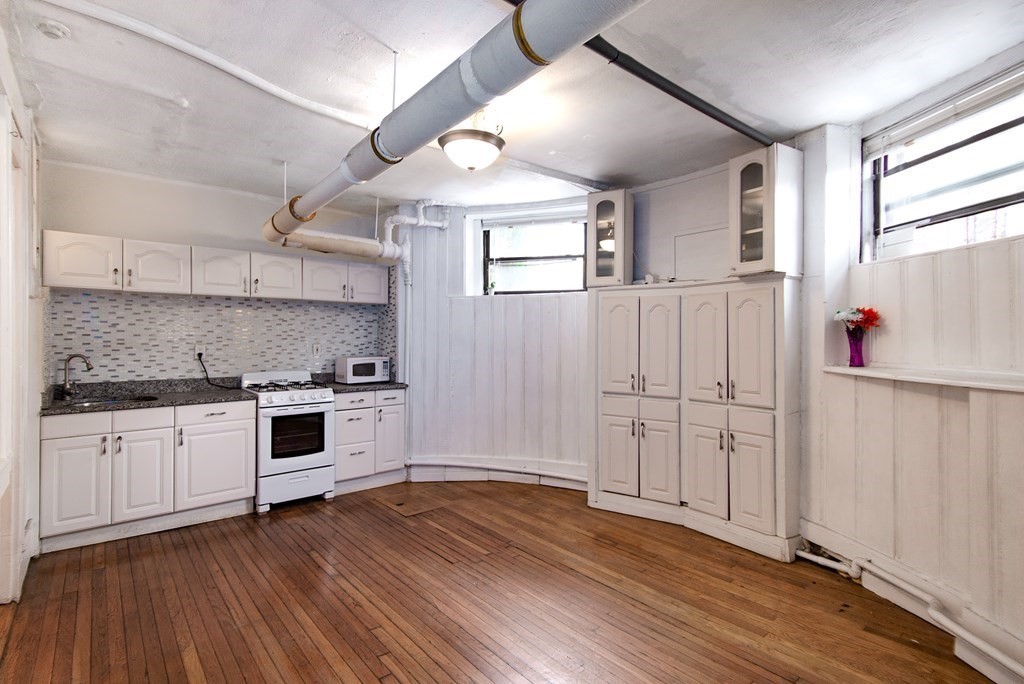 501 Beacon Street # 1 Property Photo 2