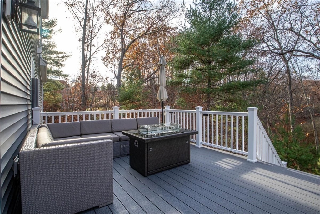 75 Pheasant Run Ct Property Photo 6