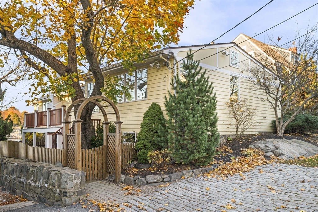 9 Fort Beach Way Property Photo 5