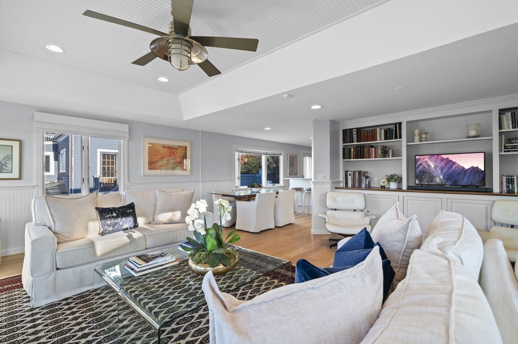 9 Fort Beach Way Property Photo 18