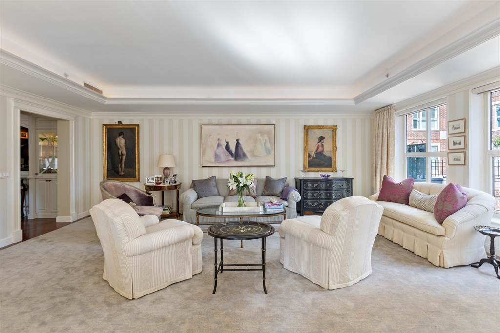 300 Boylston St # 517 Property Photo 5