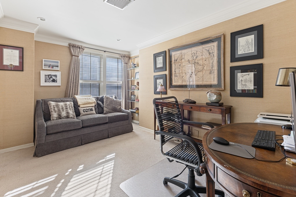 300 Boylston St # 517 Property Photo 17