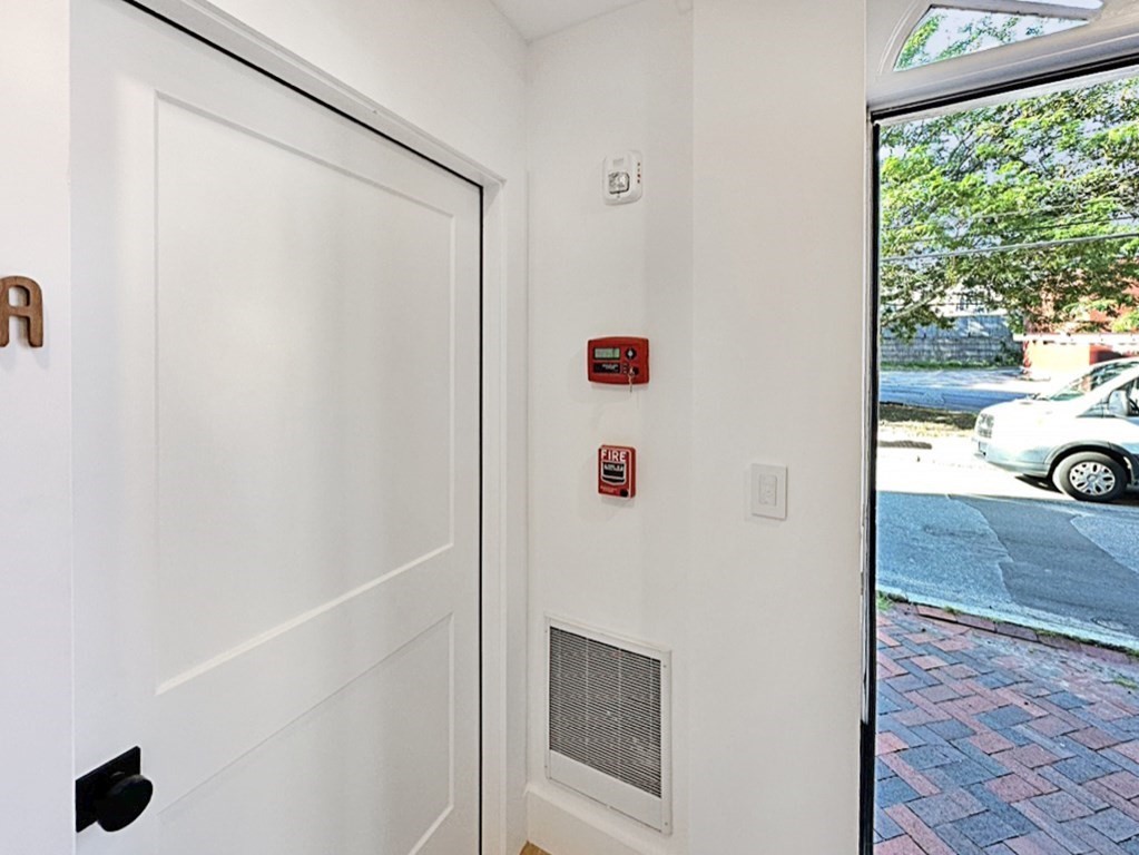 21-23 Middle # A Property Photo 4
