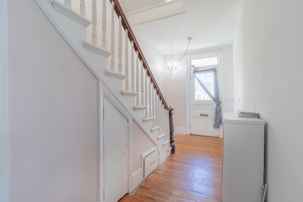 219 Pine St Property Photo 22