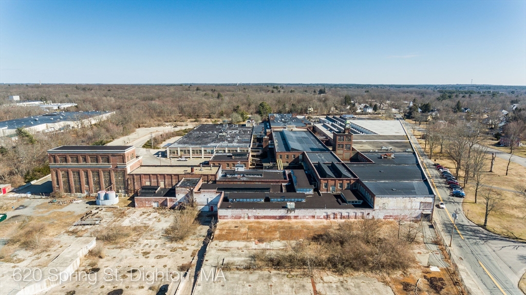 620 Spring Street Property Photo 4