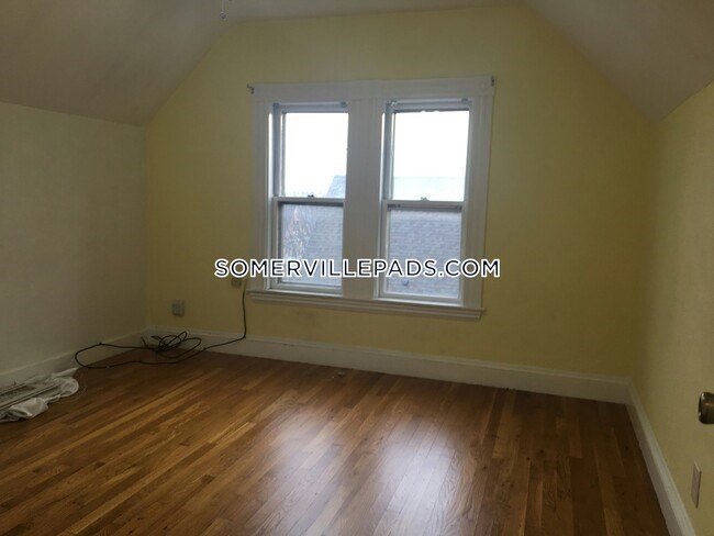 113 Yorktown Street # 1 Property Photo 4