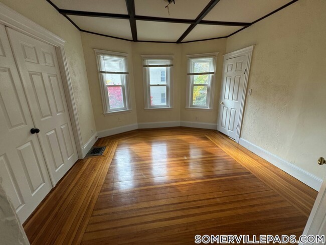 113 Yorktown Street # 1 Property Photo 6