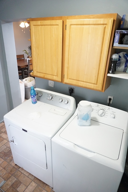 85 Beech St Property Photo 12