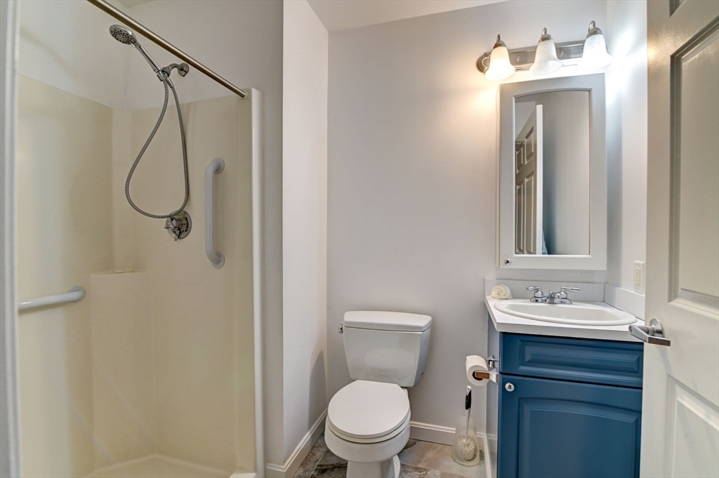 7 Assinippi Ave # 207 Property Photo 10