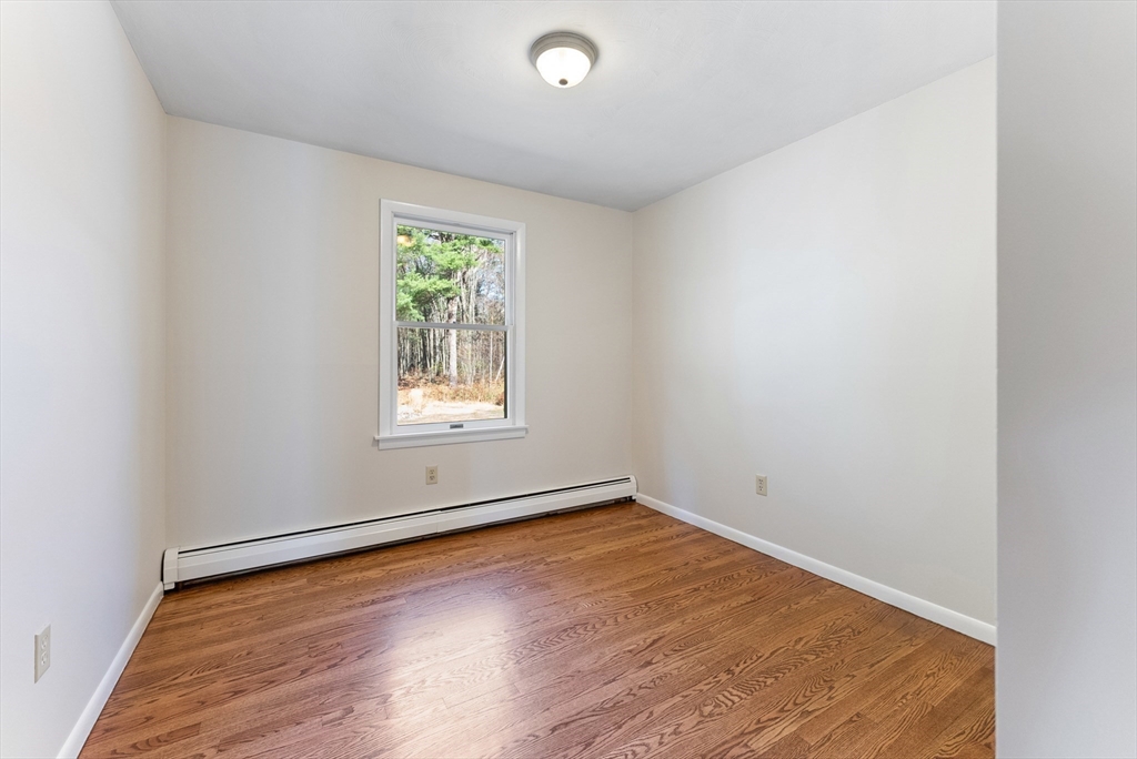 14 Glenn Dr Property Photo 18