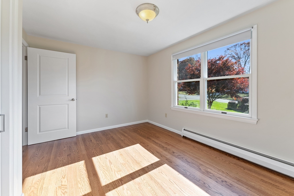 14 Glenn Dr Property Photo 23