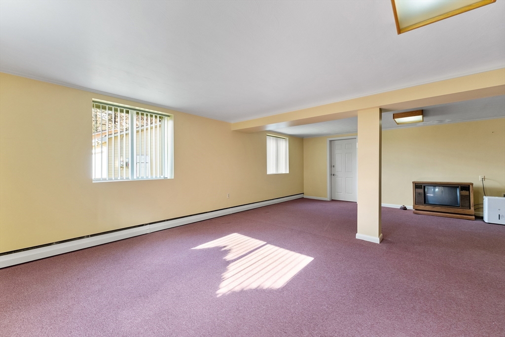14 Glenn Dr Property Photo 30