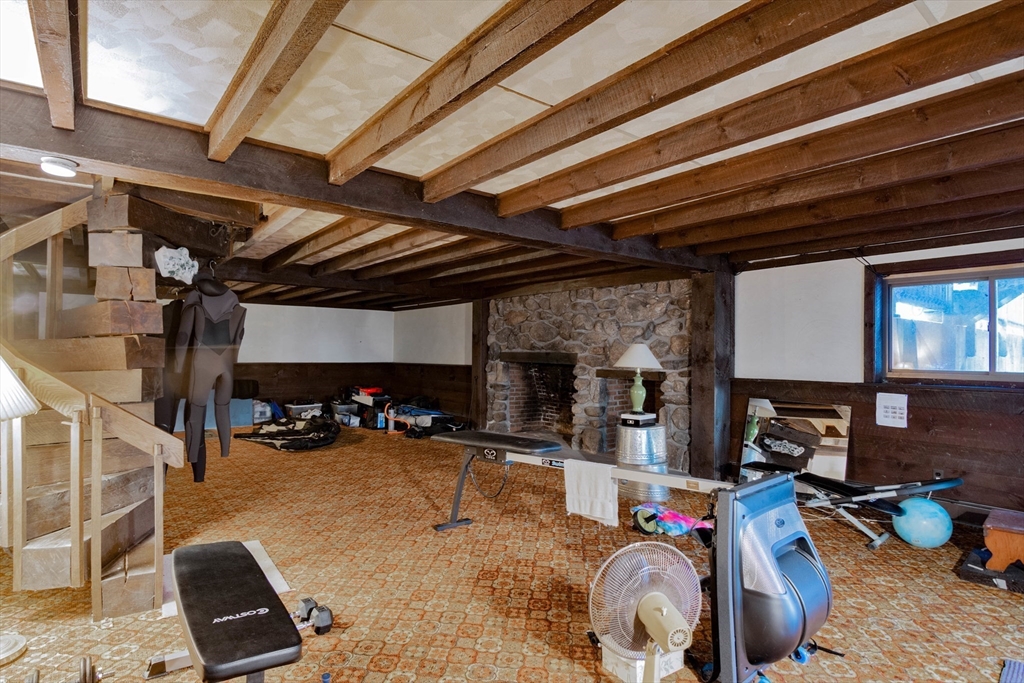 360 Quaker St Property Photo 33